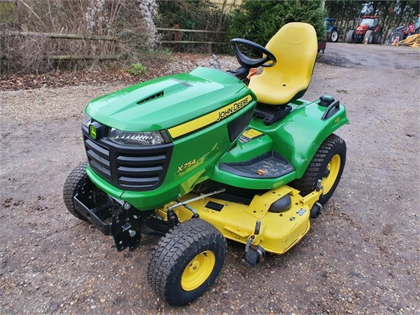 Tondeuse autoportée John Deere X754 – 2015 – 54" – 704 h – Occasion