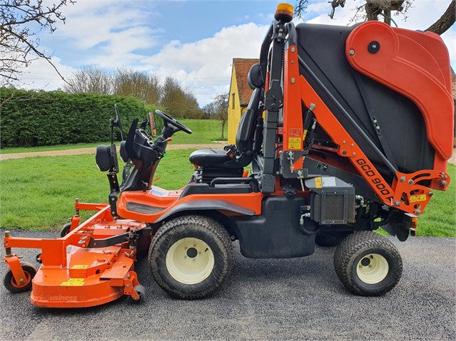 Tondeuse autoportée Kubota F3890 – 2018 – 37 ch – 4RM – Occasion