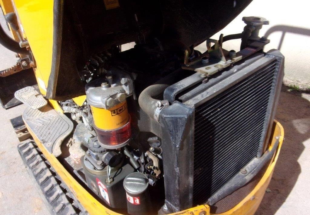 JCB 8008 CTS – 2017