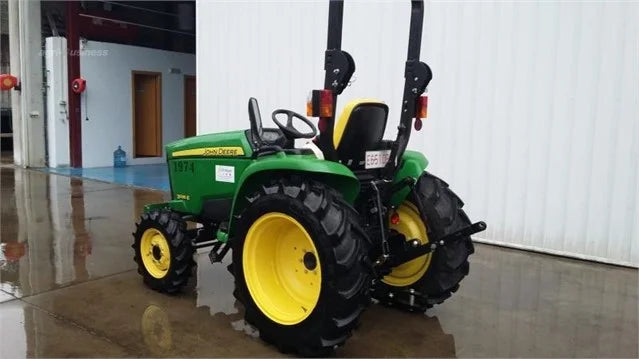 Mini-tracteur John Deere 3036E – 2014 – Occasion