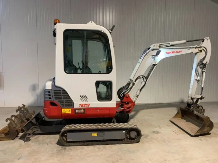 Mini-pelle Takeuchi TB219 – 2019 – 1 907 h – Occasion