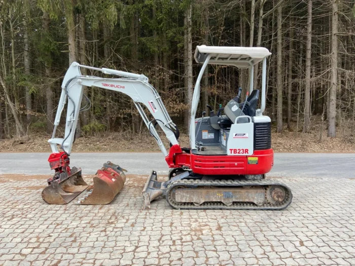 Mini-pelle Takeuchi TB23R – 2018 – 1 520 h – Occasion